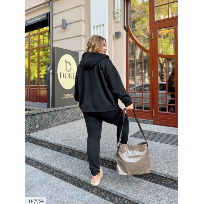 Костюми Plus Size IN-7954 — тренди для активних жінок