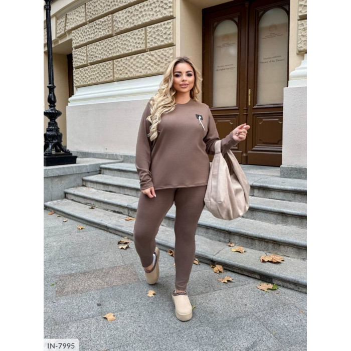 Модні костюми великого розміру IN-7995 — легкість і краса