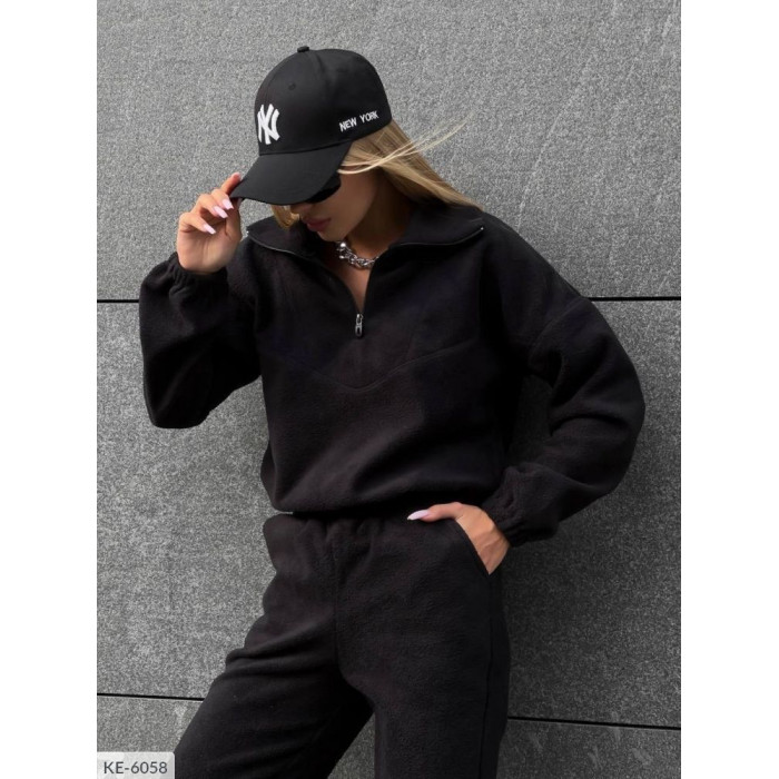 Жіночі костюми Odessa Moda KE-6058 — стиль і впевненість